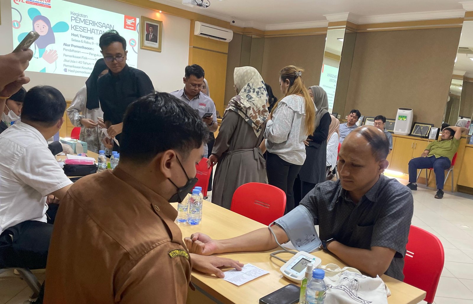 PT Trio Motor Gelar Pemeriksaan Kesehatan untuk Karyawan: Wujud Nyata Kepedulian terhadap Kesejahteraan Internal 1 IMG 20251102 130755 scaled