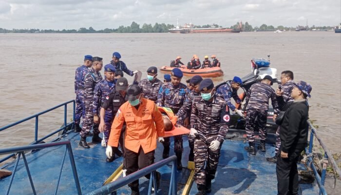 Perkuat Sinergitas, TNI AL Gelar Latihan Gabungan SAR bersama Instansi Maritim