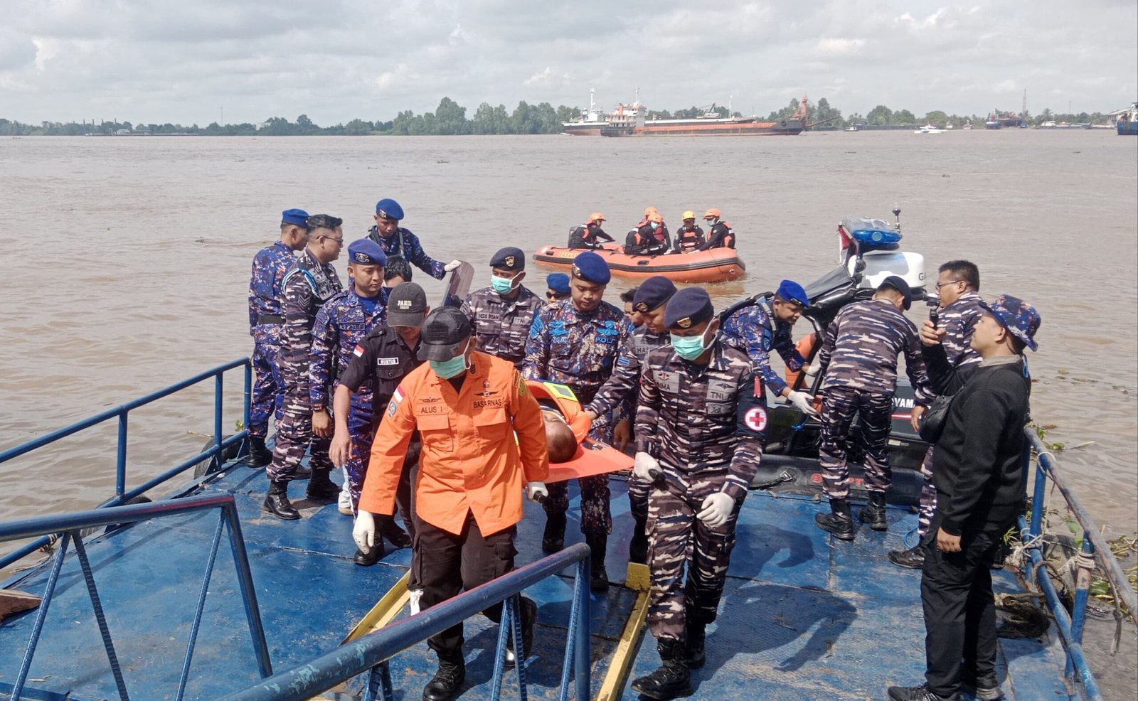 Perkuat Sinergitas, TNI AL Gelar Latihan Gabungan SAR bersama Instansi Maritim 1 IMG 20251126 153339 scaled