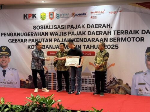 Depot Sari Patin Kayu Tangi, Raih Penghargaan Wajib Pajak Teladan Ketiga Kali Berturut turut 1 WhatsApp Image 2025 11 15 at 11.05.34 1 e1763224523789