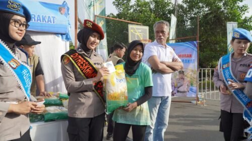 Disela ABR 2025 Warga Serbu Beras SPHP, 10,5 Ton Ludes 1 WhatsApp Image 2025 11 23 at 13.45.40 e1763910625269