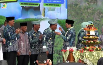 Hal 12 HSS 1 3 klm 1