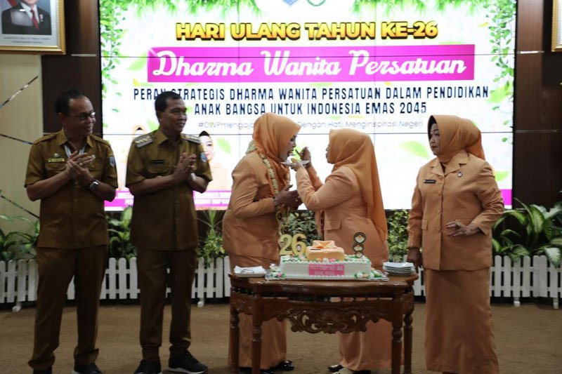 Hal 12 HSS 1 3 klm 11