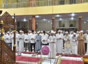 Salat Hajat dan Doa Bersama Harjad ke-75 Kabupaten HSS 