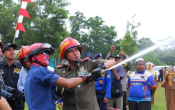 Lomba Damkar Tingkatkan Kesigapan dan Pengabdian untuk Masyarakat 8 Hal 2 Tala 3 klm 10