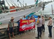 Jumat Curhat, Polsek KPL Banjarmasin Dekati Pekerja Pelabuhan Trisakti