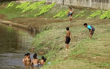 Legislator Balangan Dukung Imbauan Larangan Anak Bermain di Bantaran Sungai 4 IMG 20251206 WA0016