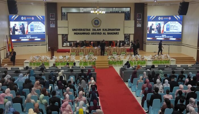 Dekan FISIP Uniska: Lulusan Harus Siap Jadi Profesional, Tak Hanya ASN 3 IMG 20251207 WA0049