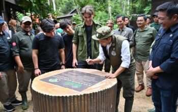 Menhut Raja Juli Antoni Resmikan Pusat Suaka Owa di Barito Utara 5 IMG 20251207 WA0081