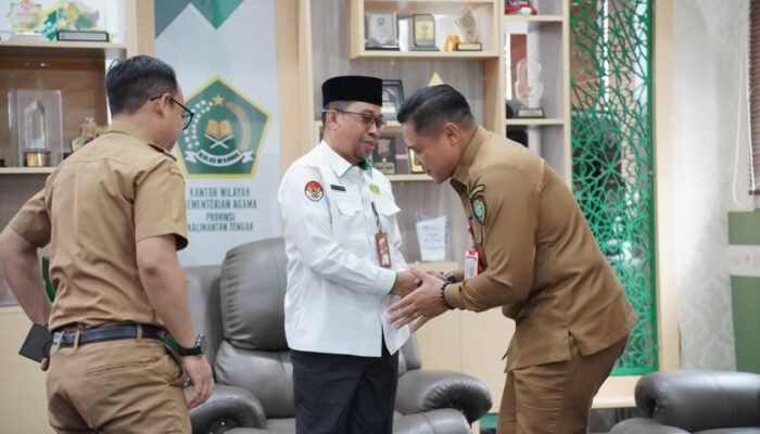 Perkuat Pendidikan Karakter, Plt Kadisdik Silaturahmi Kakanwil Kemenag Kalteng