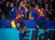 Dua Gol Jules Kounde Bawa Barcelona Bungkam Eintracht Frankfurt di Liga Champions