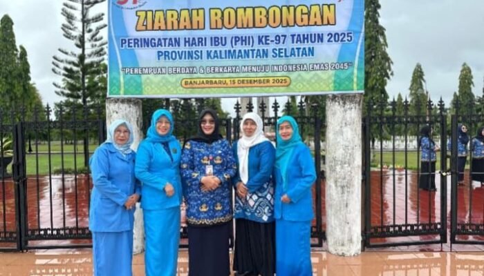 Ziarah Makam Pahlawan, PUSPA Kalsel Tegaskan Peran Perempuan sebagai Pilar Bangsa