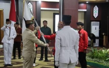 Gubernur Kalteng Agustiar Sabran Kukuhkan DPP Perkumpulan Pemuda Dayak 4 IMG 20251217 WA0017
