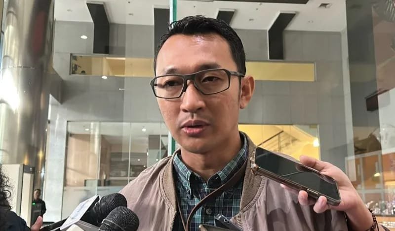 Tujuh dari 10 Orang Hasil OTT Bupati Bekasi Dibawa KPK ke Jakarta 1 IMG 20251219 WA0023