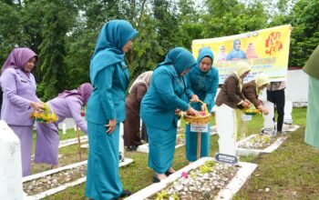 Peringati Hari Ibu ke-97, PKK Tapin Gelar Ziarah hingga Aksi Sosial 7 IMG 20251219 WA0032