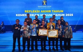 Kinerja Unggul, Kanwil Kemenkum Kalsel Raih Penghargaan Terbaik III dari Menteri Hukum 8 IMG 20251220 WA0004