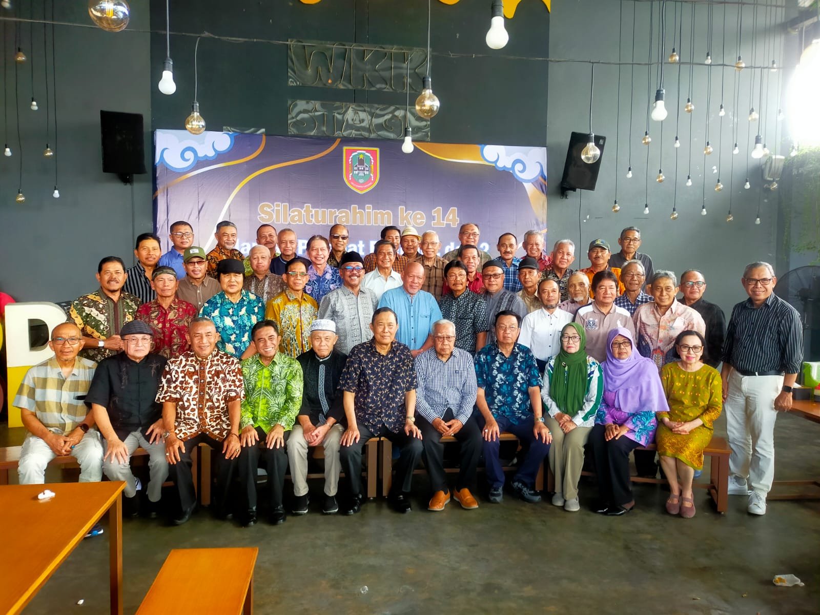 Mantan Gubernur Rudy Arifin Hadiri Acara Silaturrahmi ke-14 Mantan Pejabat Eselon I dan II Pemprov Kalsel 1 IMG 20251220 WA0025 1