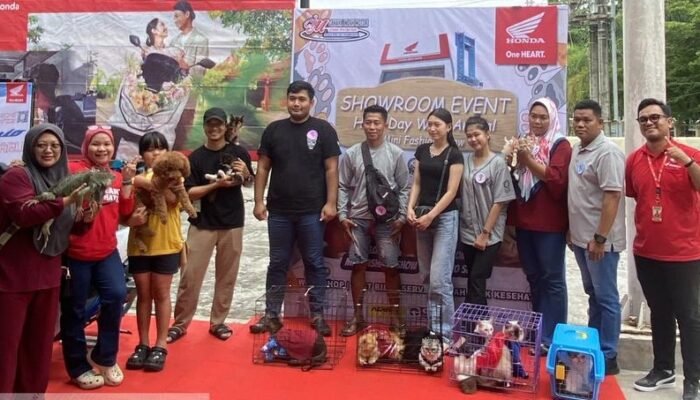 Keseruan Hero Day with Animal Hadir di Showroom Event Dealer Cahaya Indah Motor