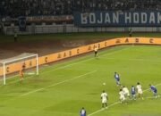 Persib Bandung Gusur Borneo FC di Puncak Klasemen Usai Kalahkan PSM Makassar 1-0