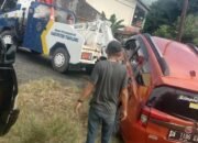 ‎Dishub Banjarbaru Derek Kendaraan Parkir di Area Steril, Arus Jemaah 5 Rajab Masih Padat