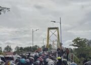 Lautan Kendaraan di Jembatan Barito, Jamaah Sekumpul 5 Rajab Terjebak Macet