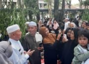 Gubernur Muhidin Salat Magrib dan Isya di Rest Area Dishut Kalsel