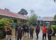 Camat Banjarmasin Timur Pantau Langsung Titik Rawan Genangan di Sungai Lulut