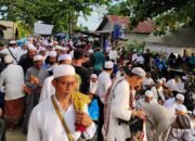 Jamaah Haul 5 Rajab Padati Jalan Pendidikan Sekumpul Setelah Salat Ashar