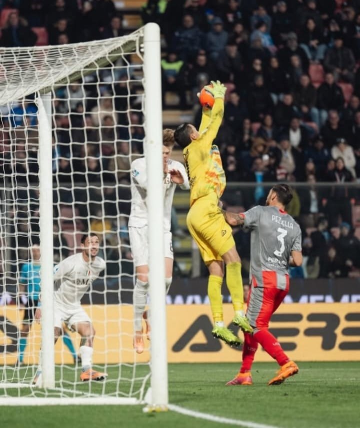 Enam Penyelamatan Gemilang Emil Audero Belum Mampu Bawa Cremonese Raih Poin 1 IMG 20251229 WA0026