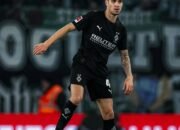 Kevin Diks Bermain 90 Menit,Monchengladbach Telan Kekalahan 1-3 Atas Wolfsburg di Liga Jerman