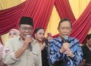 Duet Merdu Dua Mantan Gubernur di Resepsi Perkawinan