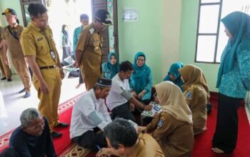 Hal 12 HSS 1 3 klm 7