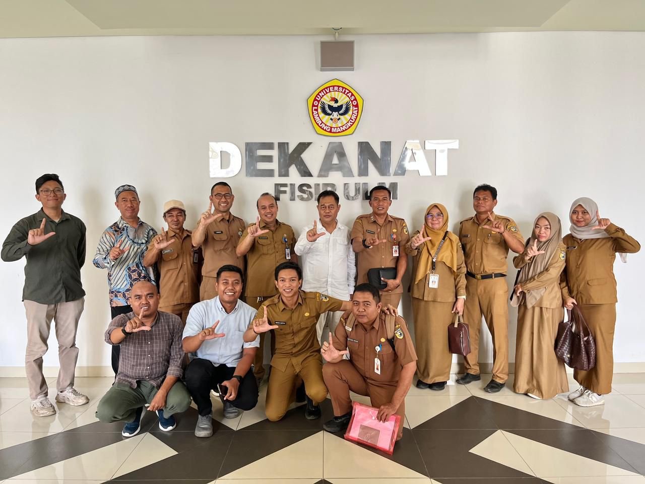 Bangun Pemuda Berbasis Data, Dispora Tala Gandeng FISIP ULM 1 Hal 2 Tala 3 klm 10