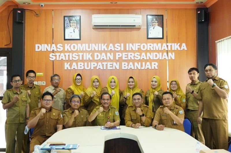 Hal 4 4 KLm Martapura Pakta integritas