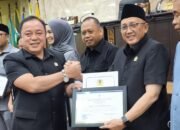 Habib Hamid Bahasyim Raih Badan Kehormatan Award DPRD Kalsel, Teladan Disiplin Wakil Rakyat