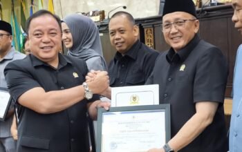 Habib Hamid Bahasyim Raih Badan Kehormatan Award DPRD Kalsel, Teladan Disiplin Wakil Rakyat 7 IMG 20260102 WA0032 1