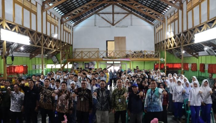 Bank Kalsel Ajak SMKN 2 Amuntai Cinta dan Bangga Pahami Rupiah 3 IMG 20260109 WA0016