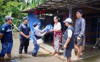Hasnur Group Salurkan 491 Paket Bantuan Korban Banjir di Sungai Batang Kabupaten Banjar 4 IMG 20260110 WA0048