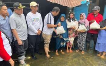 Air Setinggi Lutut, Tujuh Wakil Rakyat Banjarmasin Timur Sambangi Warga Kuripan 4 IMG 20260111 WA0040