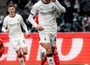 Kevin Diks Cetak dan Dapat Rating 8,5 Saat Monchengladbach Bantai Augsburg 4-0