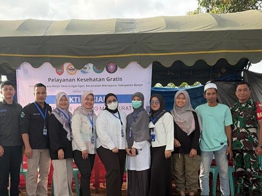 ULM Peduli Korban Banjir, Buka Layanan Kesehatan di Sungai Sipai 3 IMG 20260119 WA0046