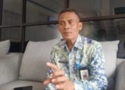 Truk Bertonase Besar Masih Melintas di Jalan HKSN dan Perdagangan, Rambu Larangan Diabaikan