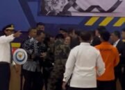 Menteri KKP Pingsan Saat Penghormatan Korban Kecelakaan Pesawat ATR