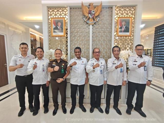 Satukan Komitmen Penguatan Hukum, Kanwil Kemenkum Kalsel Audiensi dengan Kejati Kalsel 1 IMG 20260129 WA0067