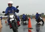 Genangan Banjir? Jangan Asal Terobos! Ini Dia Tips #Cari_Aman ala Trio Motor Honda