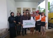 Respons Cepat Pemprov, Wagub Kalsel Serahkan Bantuan untuk Warga Terdampak Banjir di Banjar