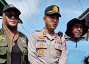 Polsek Banjarmasin Timur Salurkan Bantuan Sosial untuk Warga Terdampak Banjir Rob