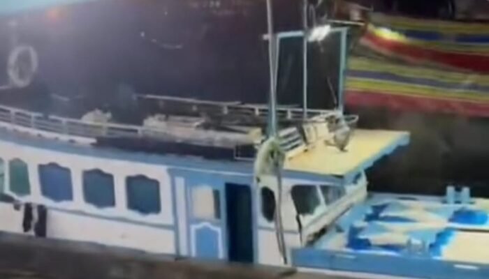 Tongkang Kosong Hantam Kapal Nelayan di Sungai Barito, Sejumlah Perahu Rusak