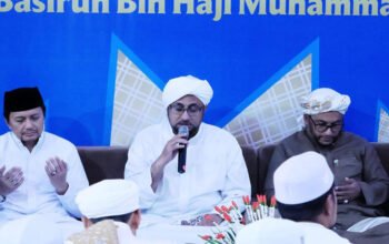 1 35 klm Kontrak Pemprov 22 Wagub Kalsel Hasnuriyadi buka puasa bersama dan haul jama serta syukuran 1 tahun Kepemimpinan Muhidin Hasnuriyadi