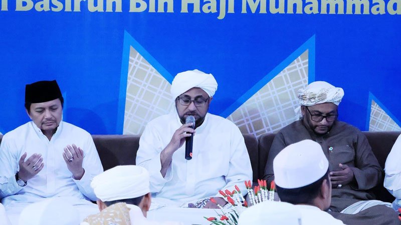 1 35 klm Kontrak Pemprov 22 Wagub Kalsel Hasnuriyadi buka puasa bersama dan haul jama serta syukuran 1 tahun Kepemimpinan Muhidin Hasnuriyadi